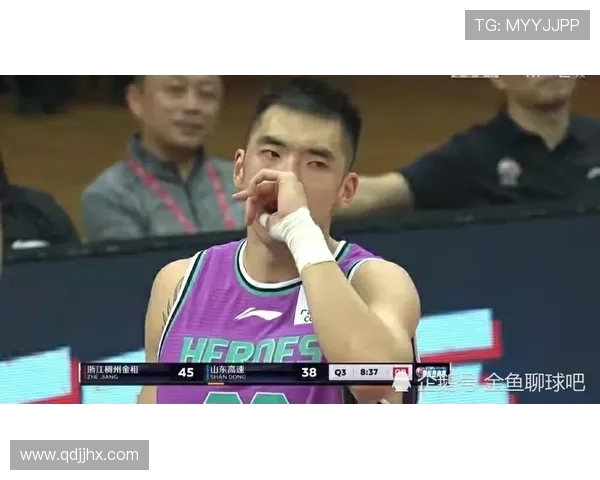 官方麦高崚杨悠仙加盟深圳青年人